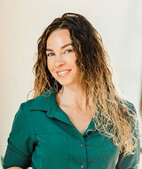 Book an Appointment with Tara Vega Castro at Performance Chiropractic