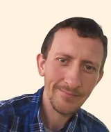 Book an Appointment with John Hensley at Evolution PARIS