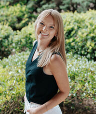 Book an Appointment with Victoria Ward for Psychotherapy