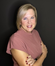 Book an Appointment with Sarah Thelen for Medical Aesthetics