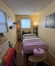 Book an Appointment with Elisabeth Parzyk for Massage Therapy