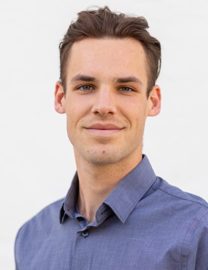 Dr. Thomas Dachs
