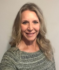 Book an Appointment with Sara Pank for Chiropractic