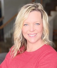 Book an Appointment with Sara Bandy for Physical Therapy