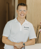 Book an Appointment with Maxwell Lynch at Align Harbour Walk