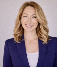 Book an Appointment with Elizabeth Dellinger for Manual Therapy